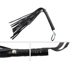 Short  Flogger - Black